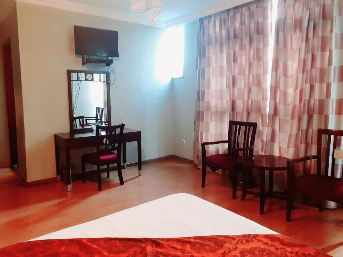 Amenities Hotel Аддис-Абеба Экстерьер фото